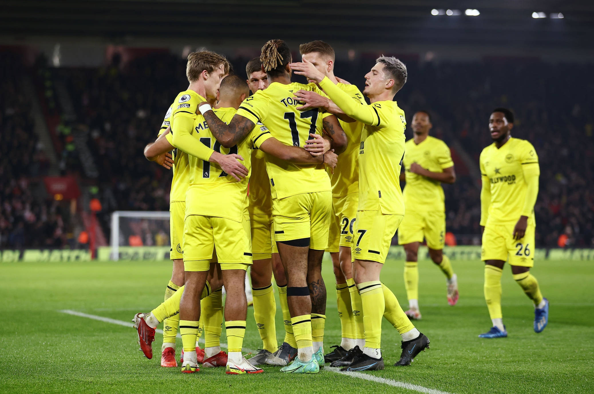 通过中场的 通过中场的