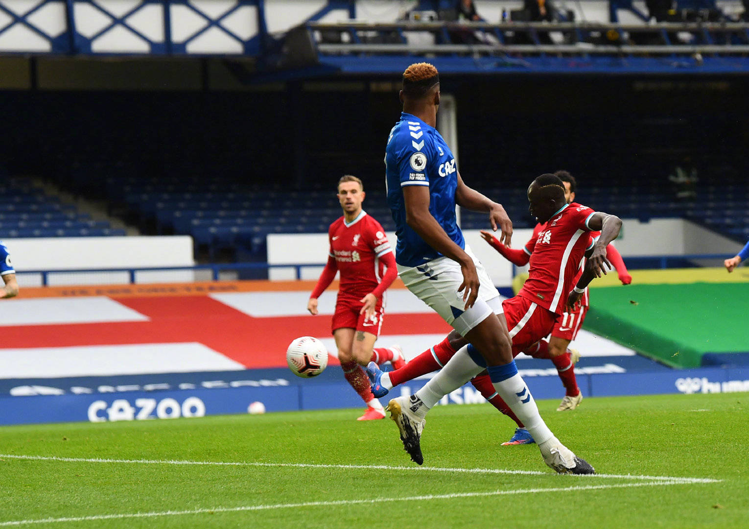 无论是在巴 无论是在巴