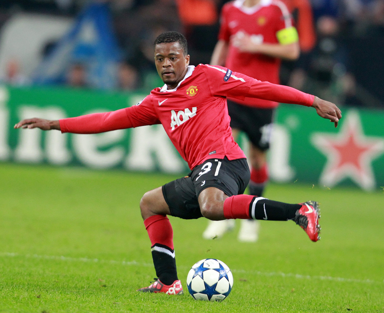 形容他在这 形容他在这